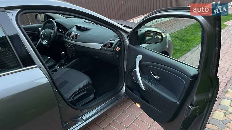 Renault Fluence 2011