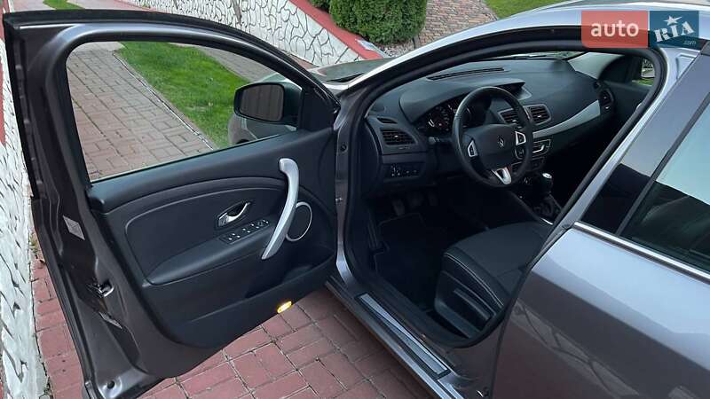 Renault Fluence 2011