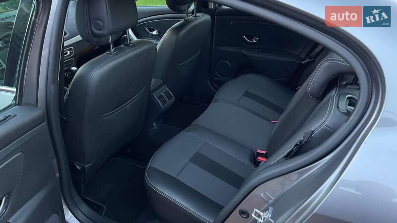 Renault Fluence 2011