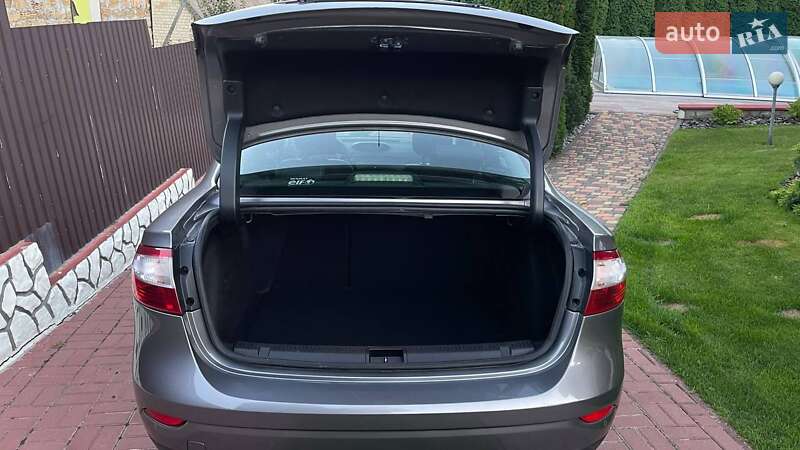 Renault Fluence 2011