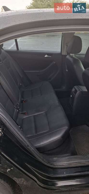 Volkswagen Jetta 2012