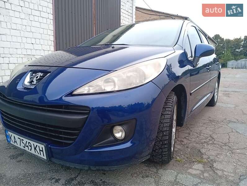 Peugeot 207 2010