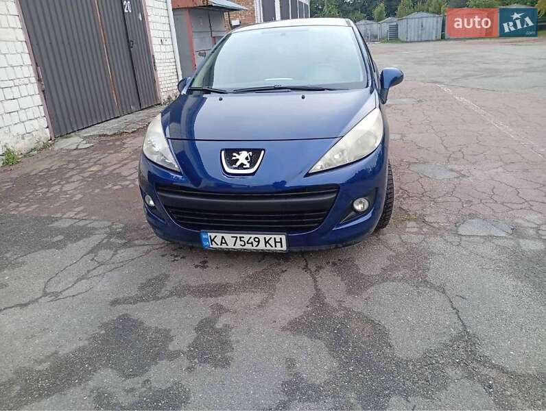 Peugeot 207 2010