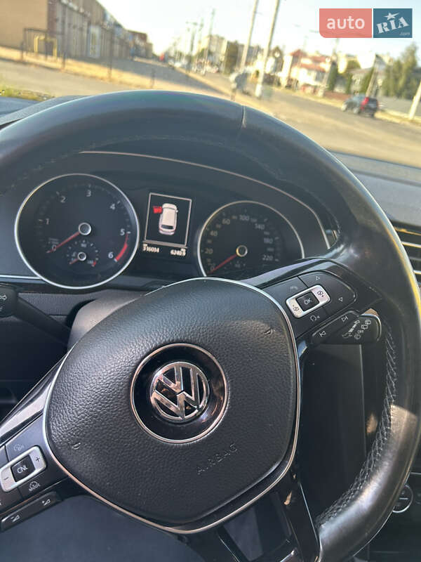 Volkswagen Passat 2015