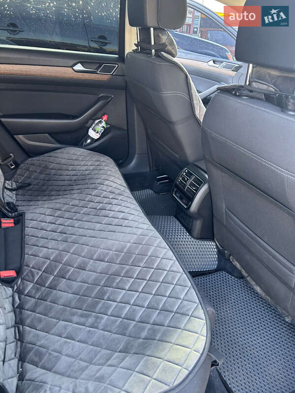 Volkswagen Passat 2015