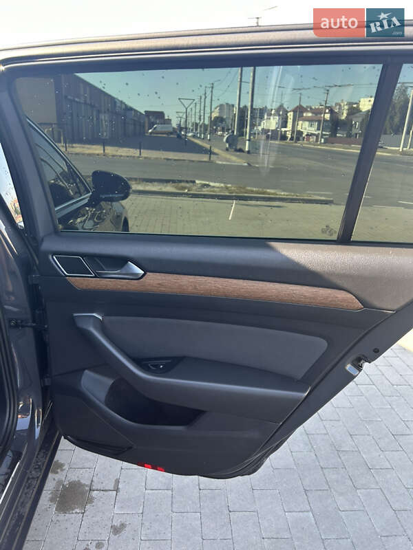 Volkswagen Passat 2015