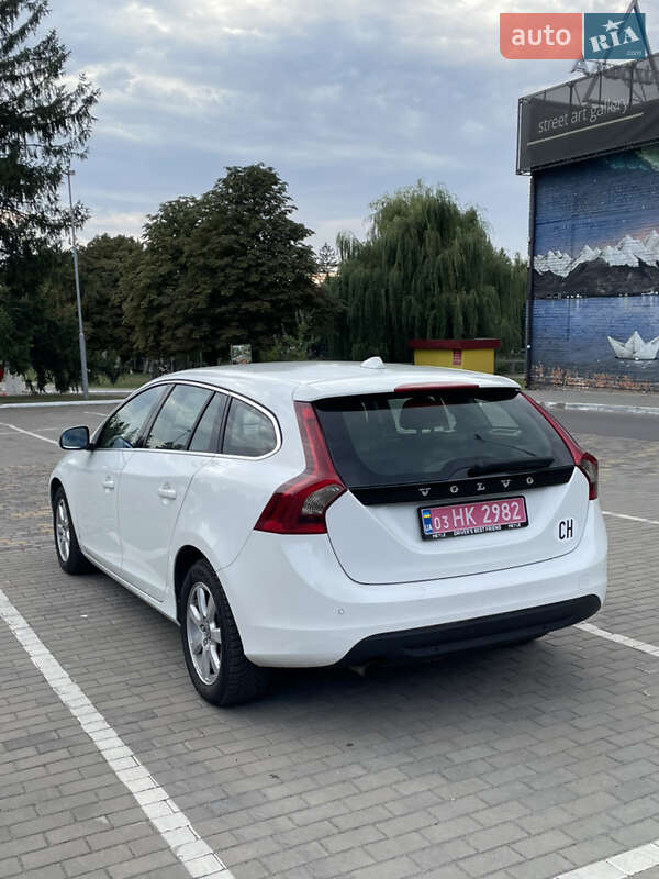 Volvo V60 2012