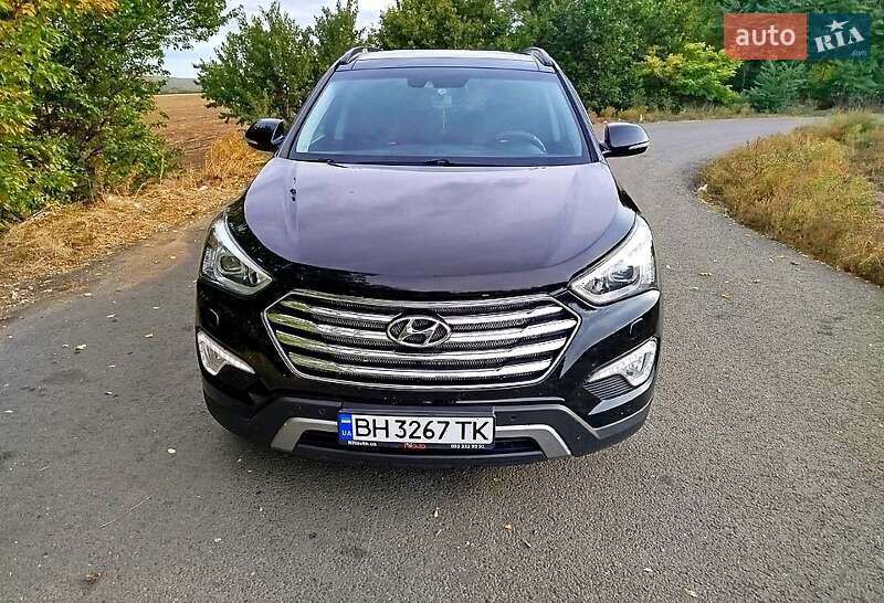 Hyundai Grand Santa Fe 2014