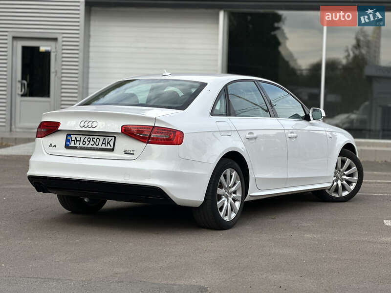 Audi A4 2014