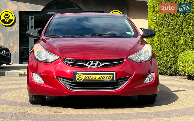 Hyundai Elantra 2013