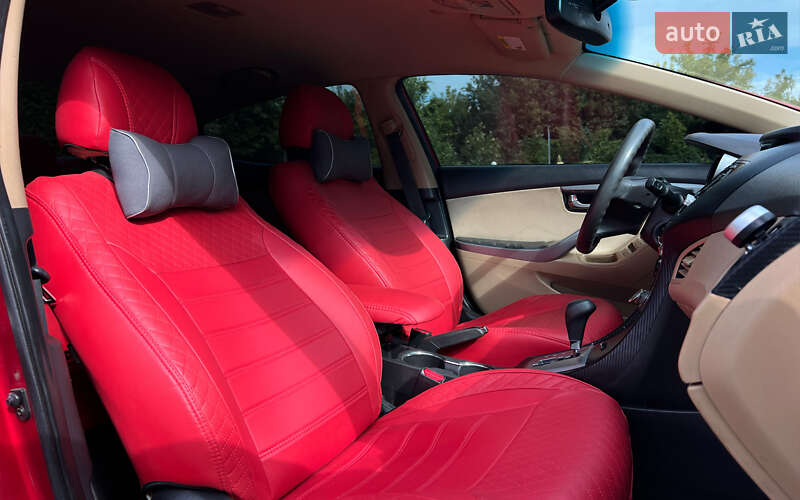 Hyundai Elantra 2013