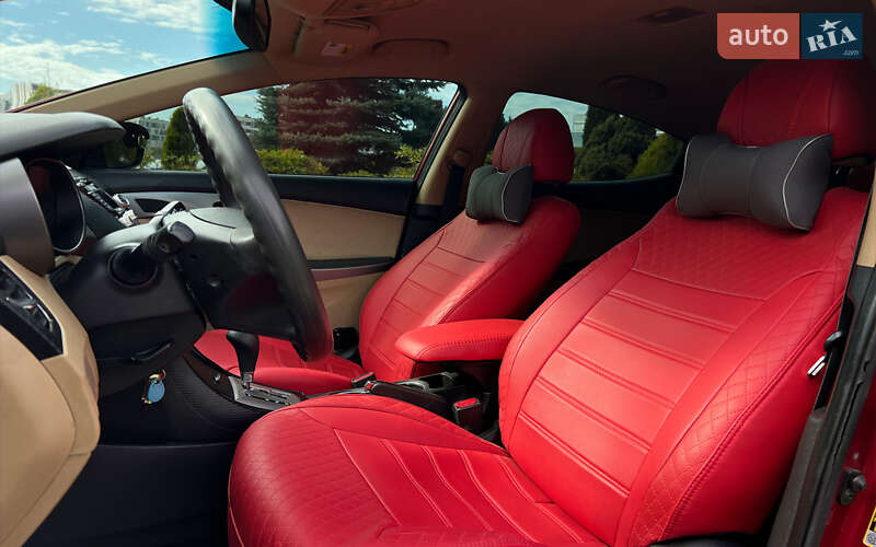 Hyundai Elantra 2013