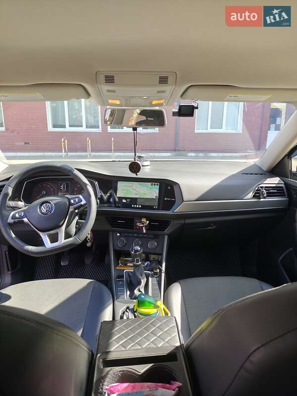 Volkswagen Jetta 2018