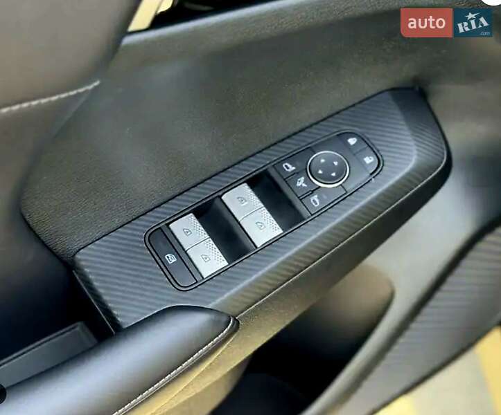 Mitsubishi Outlander 2024