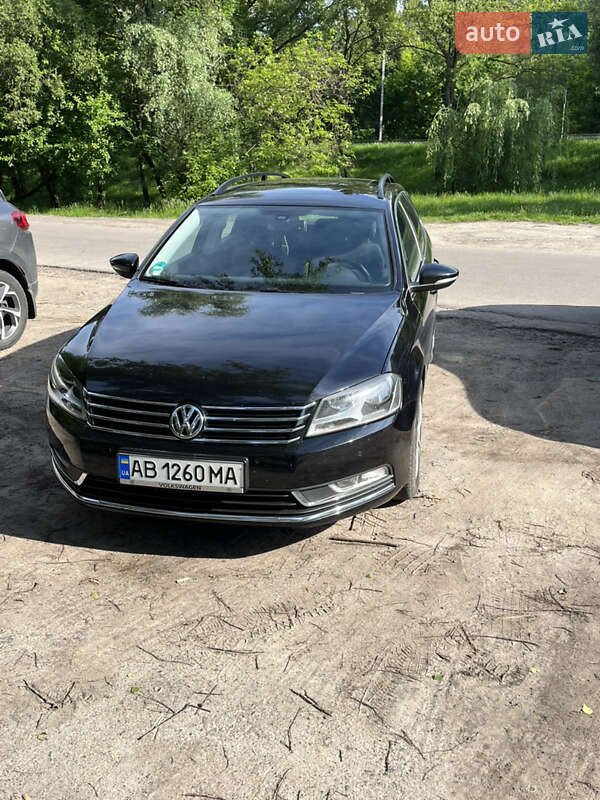 Volkswagen Passat 2011