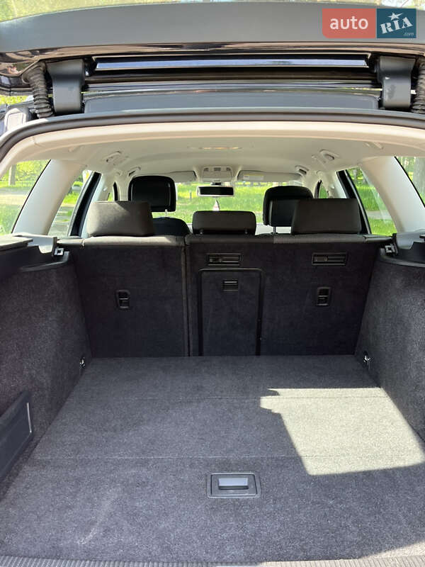 Volkswagen Passat 2011