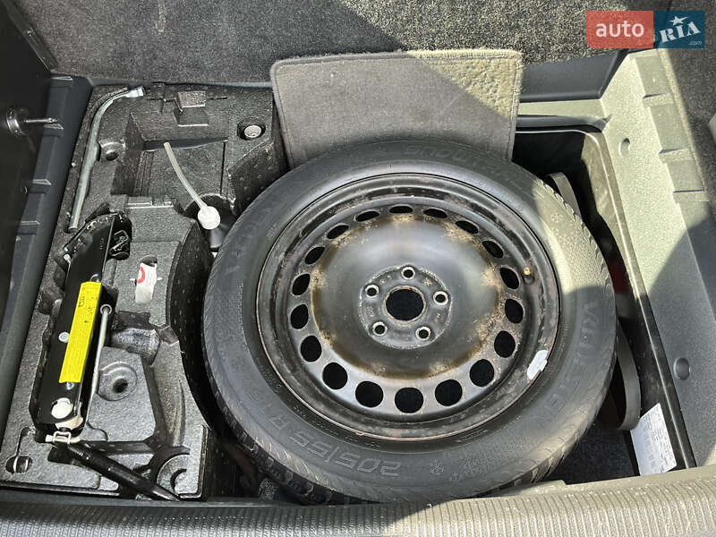 Volkswagen Passat 2011