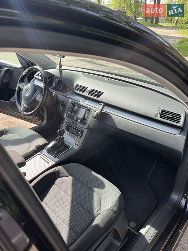 Volkswagen Passat 2011