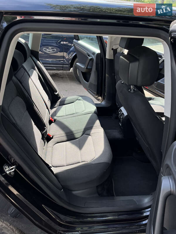 Volkswagen Passat 2011