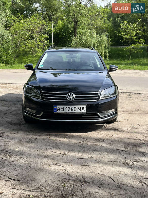 Volkswagen Passat 2011