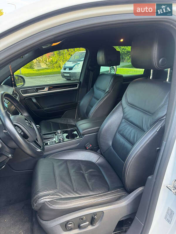 Volkswagen Touareg 2014