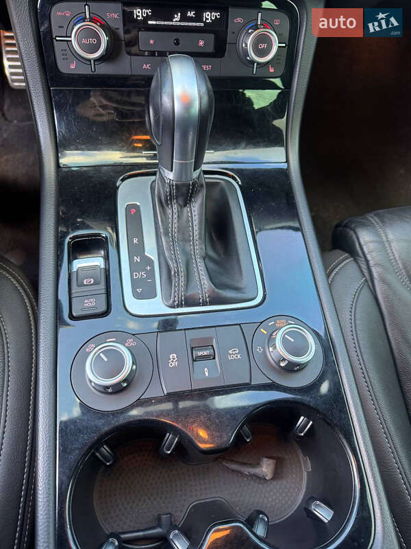 Volkswagen Touareg 2014