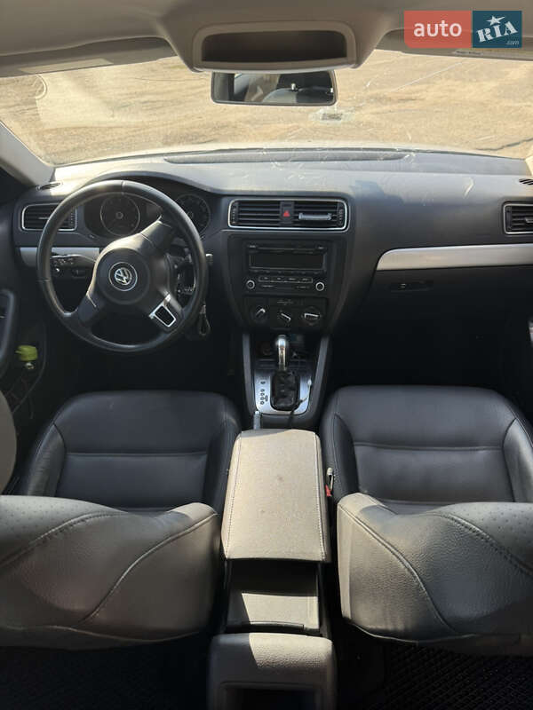 Volkswagen Jetta 2012