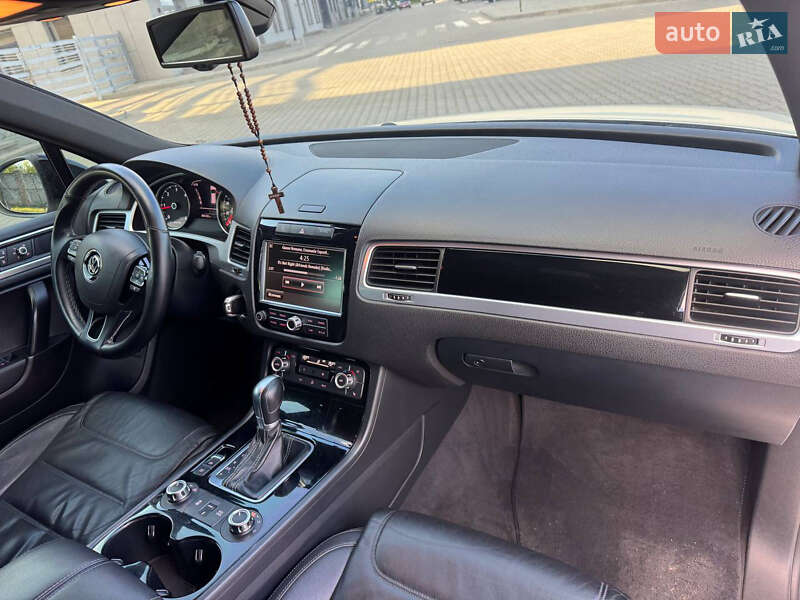 Volkswagen Touareg 2014