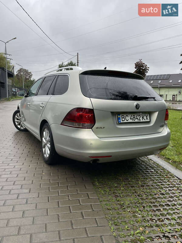 Volkswagen Golf 2011