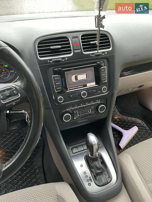 Volkswagen Golf 2011