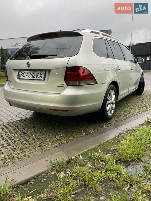 Volkswagen Golf 2011