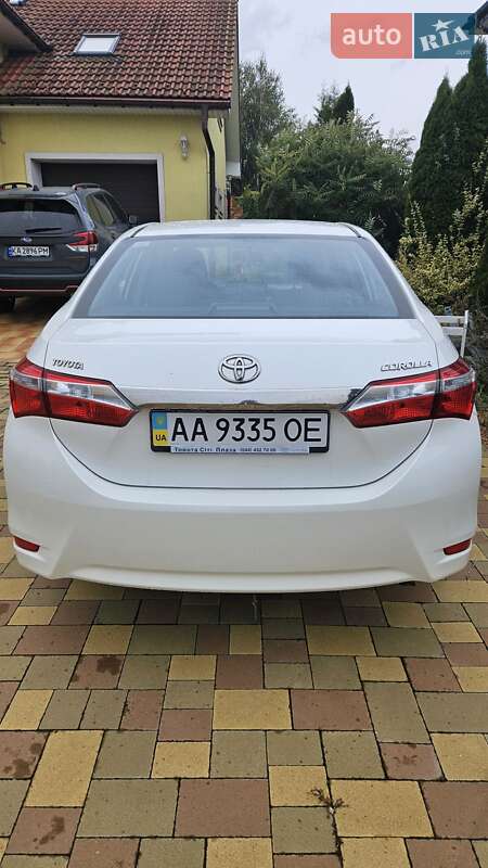 Toyota Corolla 2013