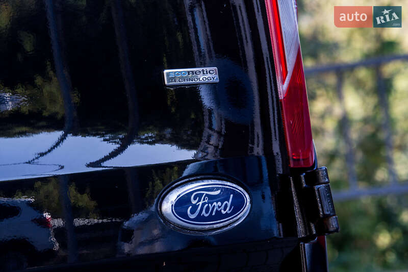 Ford Transit Custom 2012