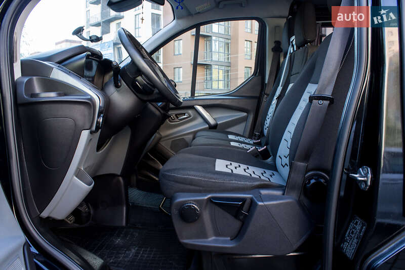 Ford Transit Custom 2012