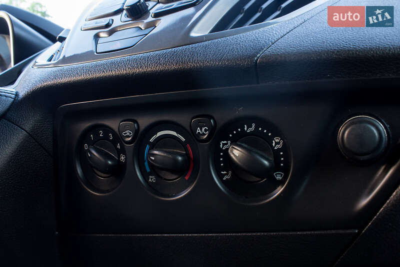 Ford Transit Custom 2012