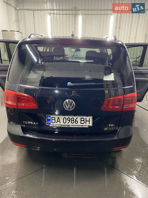 Volkswagen Touran 2012