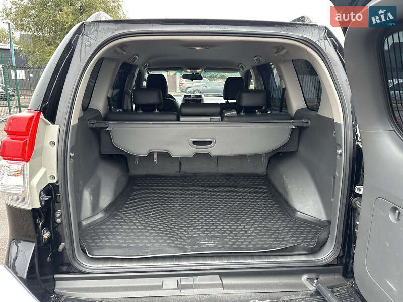 Toyota Land Cruiser Prado 2012