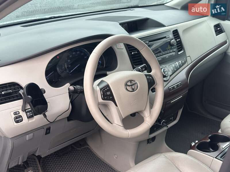 Toyota-27