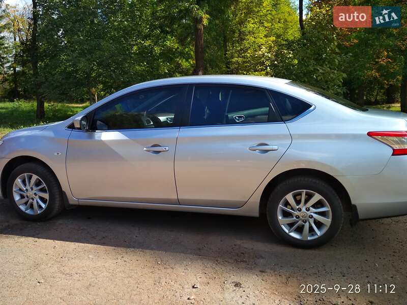 Nissan Sentra 2015