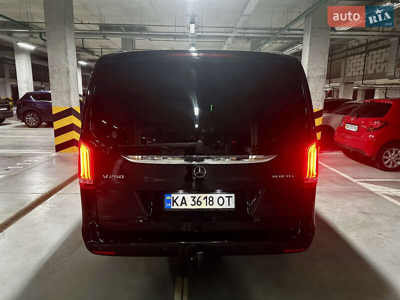 Mercedes-Benz V-Class 2014