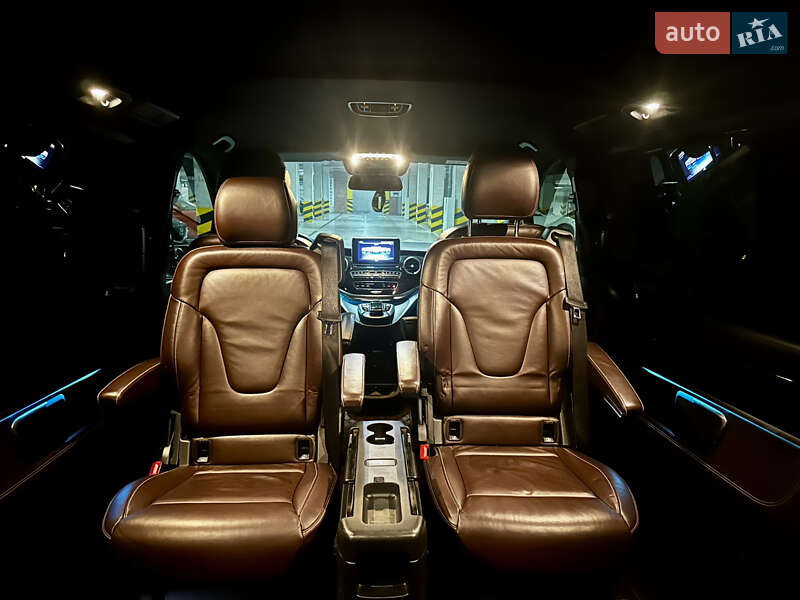 Mercedes-Benz V-Class 2014