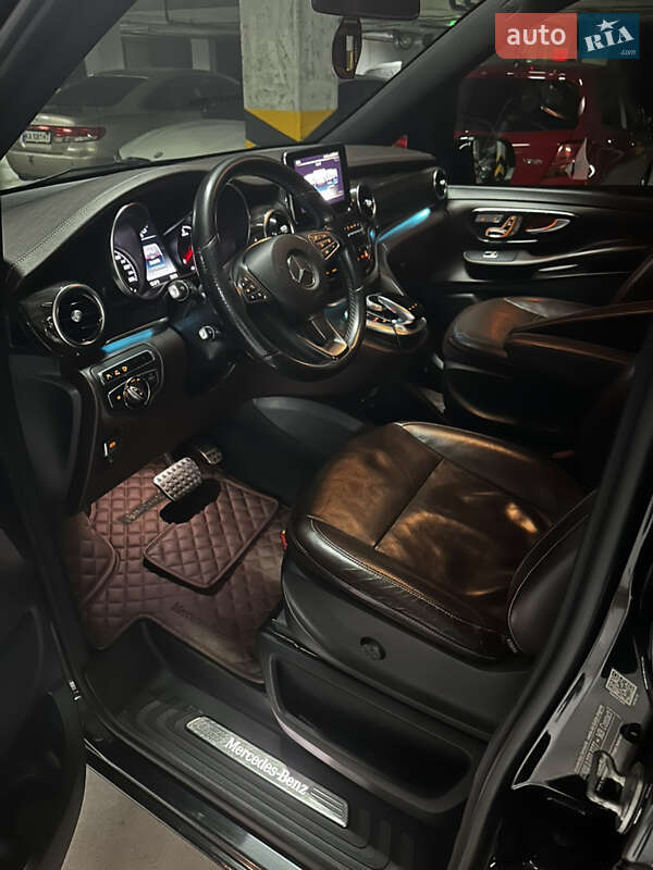 Mercedes-Benz V-Class 2014