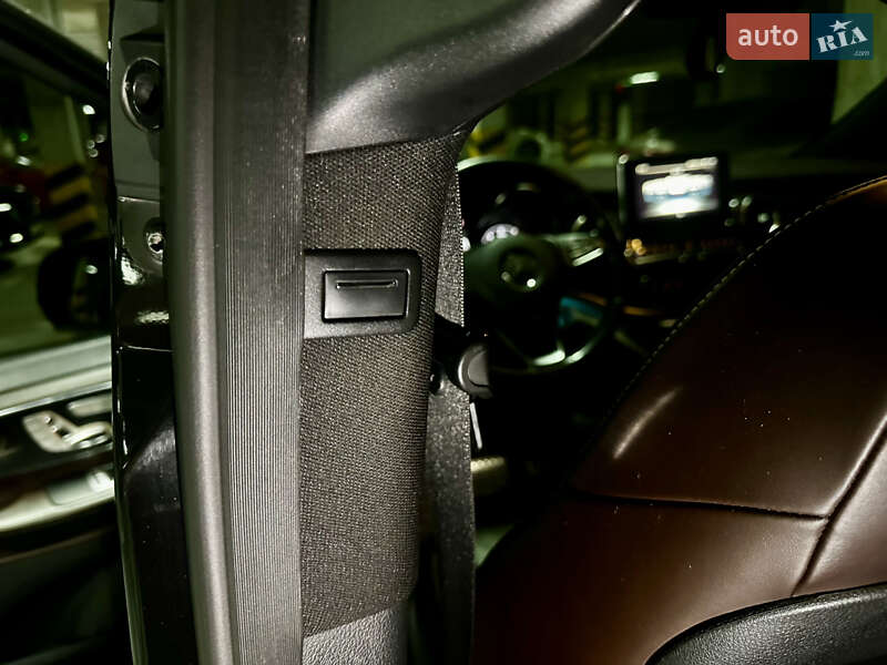 Mercedes-Benz V-Class 2014