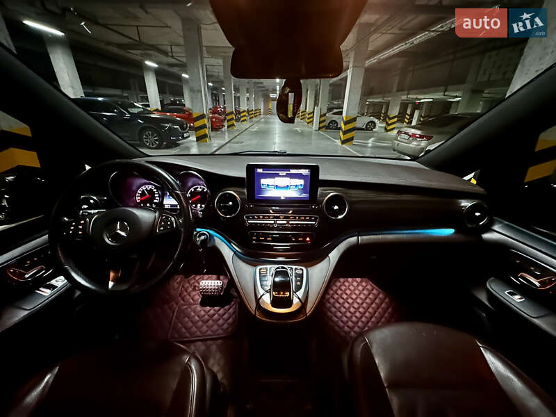 Mercedes-Benz V-Class 2014