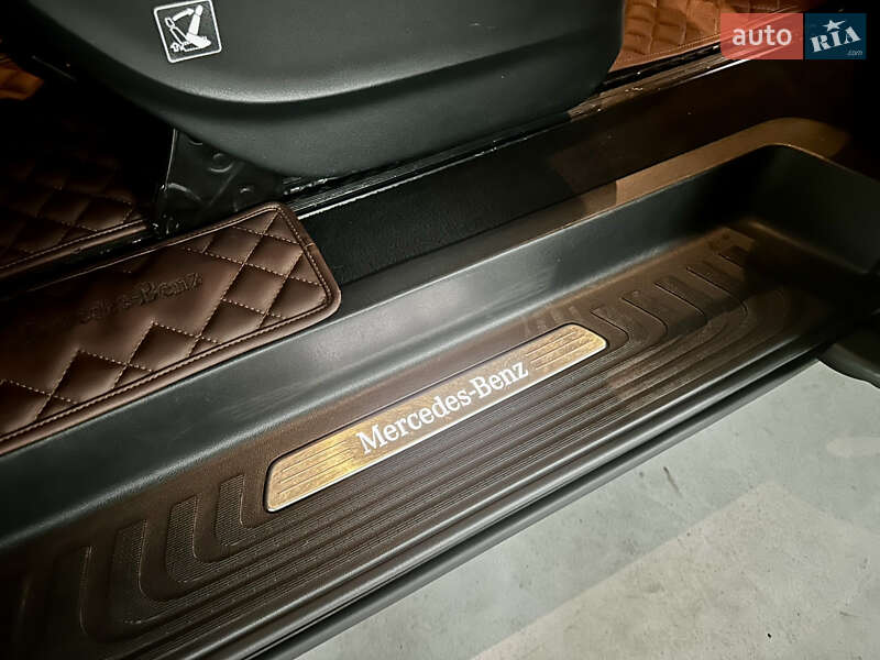 Mercedes-Benz V-Class 2014