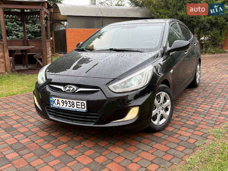 Hyundai Accent 2013