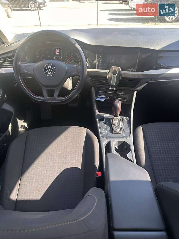 Volkswagen e-Bora 2021