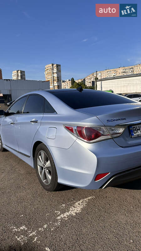 Hyundai Sonata 2012