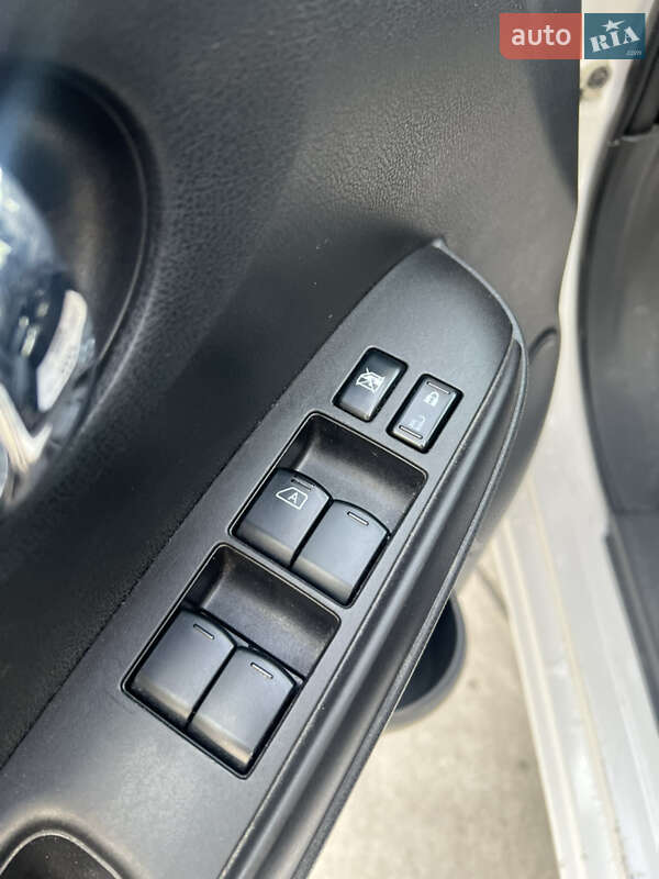 Nissan Versa Note 2016