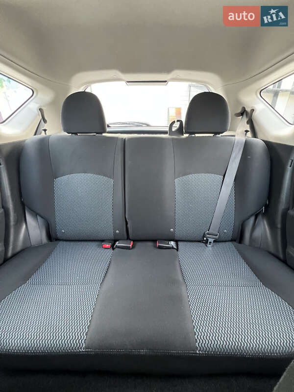 Nissan Versa Note 2016